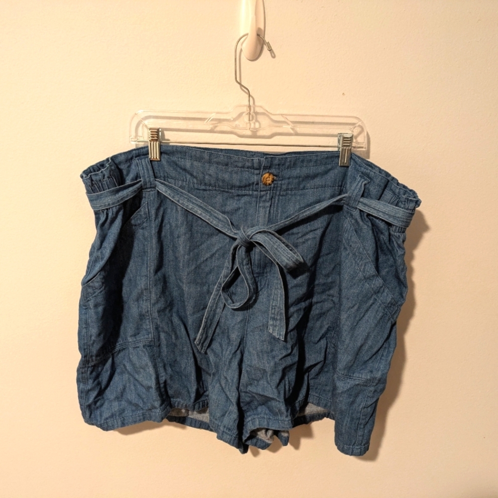 Old Navy High-Waisted Chambray Workwear Shorts 4.5 Inch Inseam Size XXL